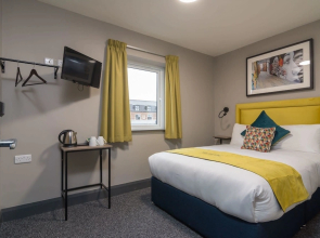 The Ireton by Stay in Belfast