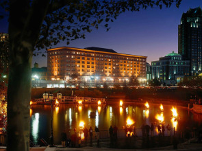 Courtyard by Marriott Providence Downtown