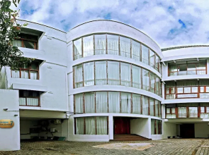 Colombo 7 Horton Residence