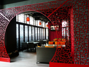 Lan Kwai Fong Hotel @ Kau U Fong