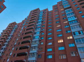 Premium (Premium) on Dybovsky Street