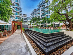 Курортный отель Fishermen's Harbour Urban Resort