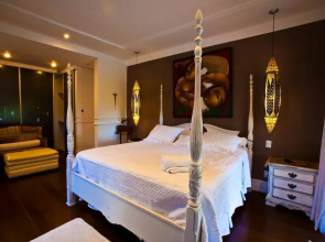 FL004 5 Bedroom Villa By Senstay