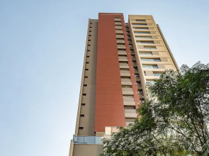 HMO - Full-length Studios in Building c/ Pool