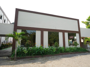 OYO 903 Kampoeng Kita Hotel
