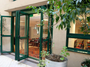 The Diaghilev - Live Art Boutique Hotel