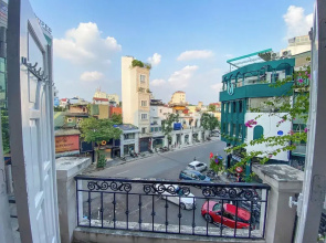 Eco Nest Cozy Apartment & Hotel