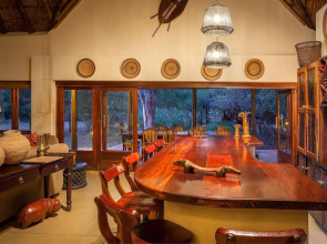 Monwana Game Lodge