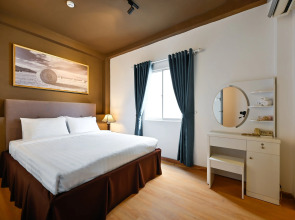 The Noble Swan Wood Park Hotel