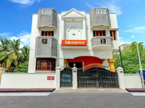 OYO 1474 Apartment Perungudi
