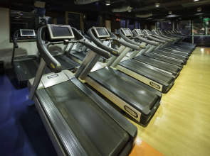 Titanic Port Bakirkoy