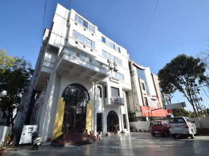 Oyo 30226 Hotel Darshan Palace