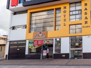 Hotel Basan Plaza