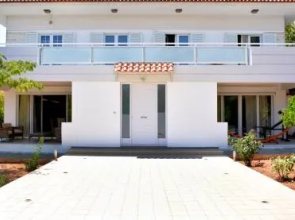 Pine Villa