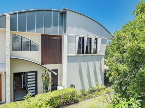 Beachside Escape by Cottonwood