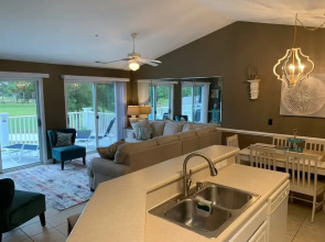 2808 Commons II