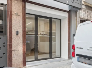 Limehome Piraeus Olive