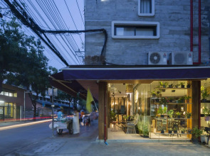 Collection O Jasaen Stylish Boutique Hotel