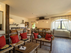 La Gufaia - Holiday House with Private Pool Near Florence