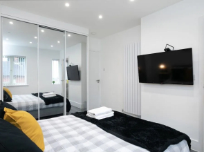 Nottingham Top Serviced Home