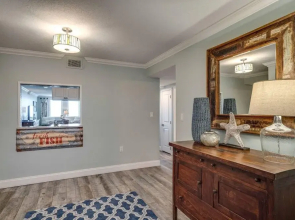 Jetty East Condominiums