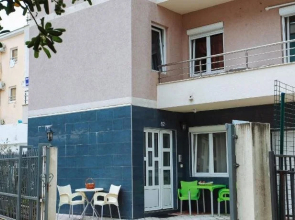 Zodiac Apartments