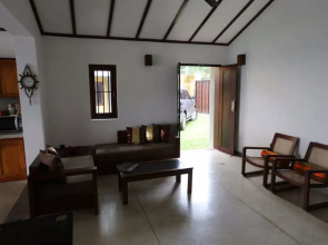 Rakuen Beach Villa