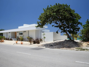 Villa Esprit (House)