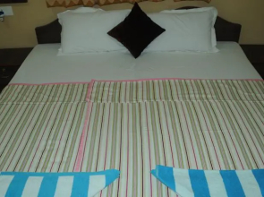 Sun N Moon Guesthouse