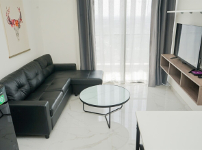 Nice And Homey 2Br At Sky House Bsd Apartment