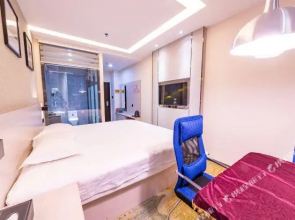 Wanyou Light Luxury Hotel (Yinchuan Ningda Huaiyuan Night Market)