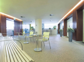 Port Fiesta Park Hotel