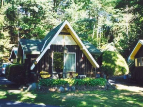 Amber Lantern Efficiency Cottage
