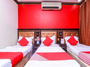 OYO 154 Blue Diamond Hotel