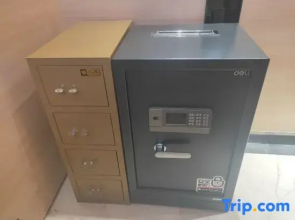 Rezen Select Hotel (Zunyi Bozhou Majiawan Roundabout)