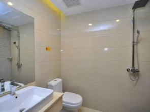 Yuxi Hui Jing Hotel