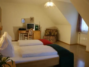 STIERSCHNEIDERS Weinhotel Wachau
