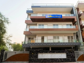 FabHotel Sky Rise Inn