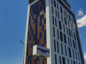 Royal Stay Palace Hotel