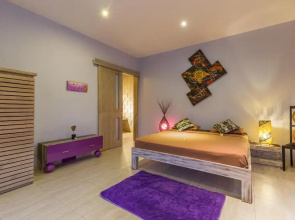 Villa Purple