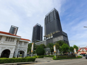 Tropicana 218 Macalister