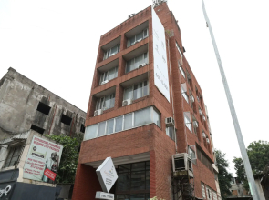 OYO 16862 Flagship Hotel Dua Continental