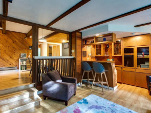 Mt. Baker Lodging Cabin 45 (Sleeps 6)