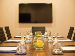 Movenpick Hotel Apartments Al Mamzar Dubai