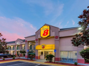 Super 8 Stafford