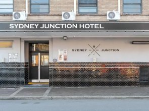 Sydney Junction Hotel