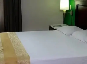 Hotel & Suites El Picacho