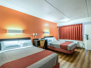 Motel 6 Birmingham, AL