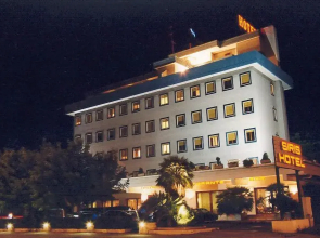 Siris Hotel