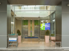Holiday Inn Express Semarang Simpang Lima by IHG
